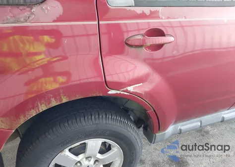 2008 Ford Escape Limited z USA, uszkodzony, nr VIN 1FMCU94158KA87236